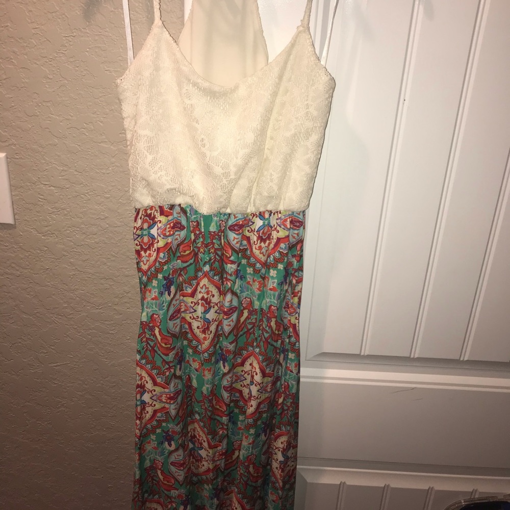 White/ Pattern Maxi Dress with Brown Belt (S)